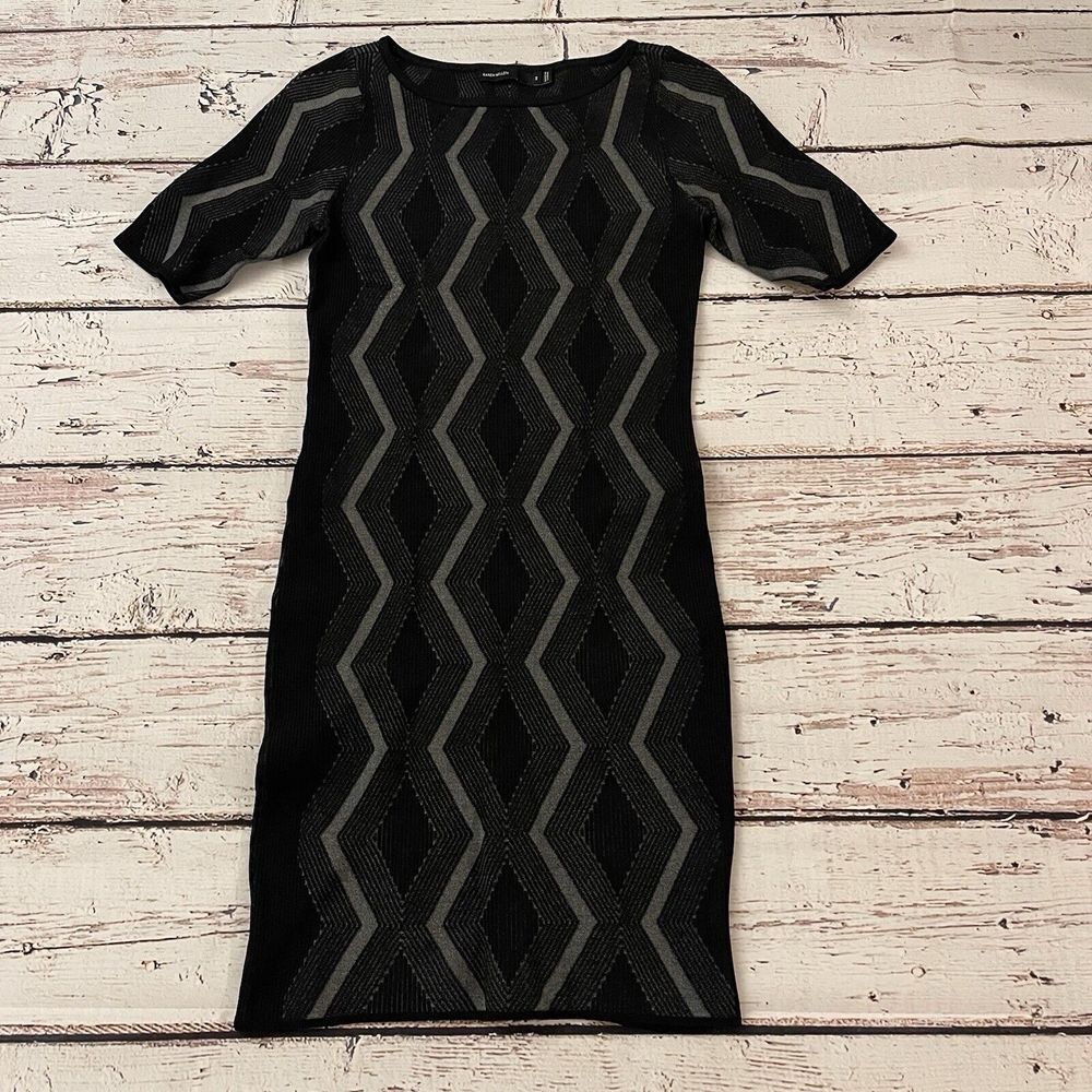 Karen Millen Body Con‎ Above Knee Dress Black Gray Size Small Women's Geometric